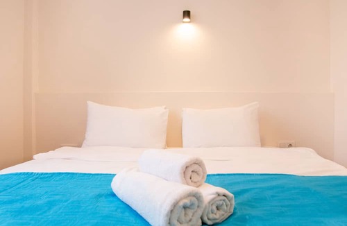 Alsancak Apartment | 1+1 Studio Room A daily studio located in the center of Izmir
