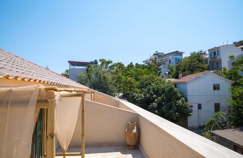 Bozcaada Hotel | Bi Ada Otelleri