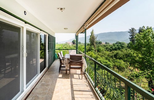 Koycegiz Villa | Duplex Villa w Shared Pool, Garden in Dogusbelen