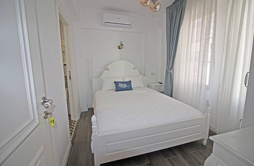 Bozcaada Hotel | Otel Meryem Ana Bozcaada