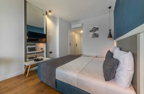 Eski Lara Hotel | Tema 242 Hotel
