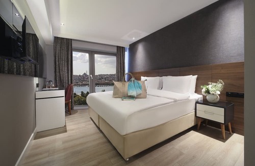 Pera Hotel | Dora Pera Hotel