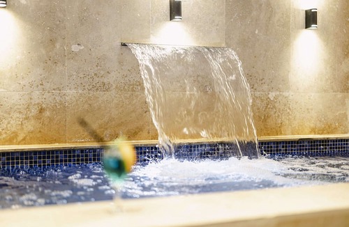 Nilufer Hotel | Hotel Gold Majesty