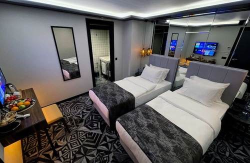 Karakoy Hotel | Weingart Istanbul