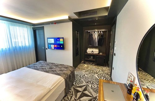 Karakoy Hotel | Weingart Istanbul