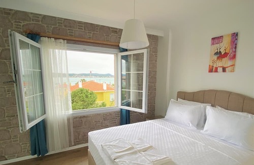 Mithatpasa Hotel | Cunda Kordon Otel