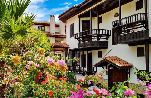 Akyaka Hotel | Liya Boutique Hotel & Suites