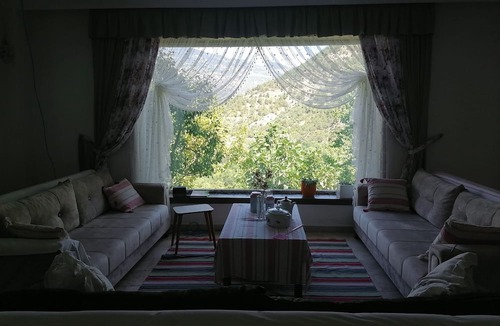 Amasya House | In the middle of a natural landscape