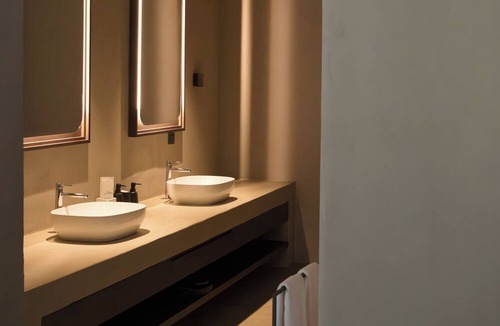 Dagbelen Hotel | Bobo by The Stay