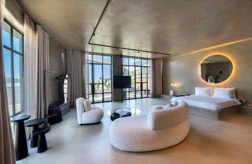 Dagbelen Hotel | Bobo by The Stay