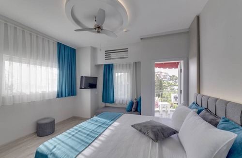 Akyarlar Hotel | La Brezza Suite & Hotel