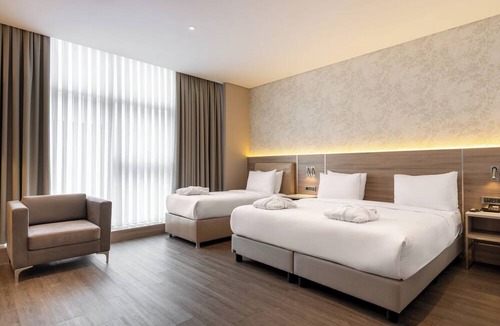 Bayrampasa Hotel | Ramada Encore by Wyndham Istanbul Bayrampasa