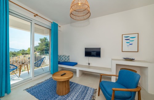 Uzunyurt Hotel | Faralya Tuz Hotel