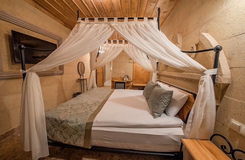 Goreme Hotel | Cratus Stone Palace