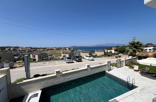 Cesme Hotel | Vahide Dalyan