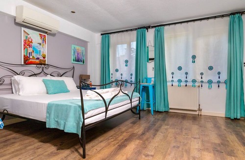 Bozcaada Hotel | Bertiz Mignon