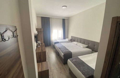 Melikgazi Hotel | Zumrut Palas Hotel