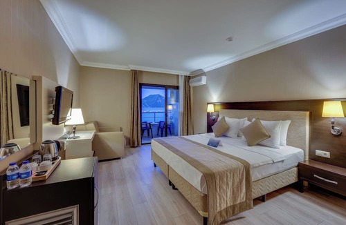 Icmeler City Center Hotel | Faros Premium Beach Hotel