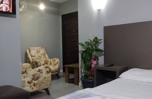 Icerenkoy Mahallesi House | Zirkon Suit Otel