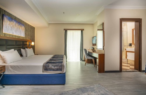 Bostanci Hotel | The Bostanci Hotel