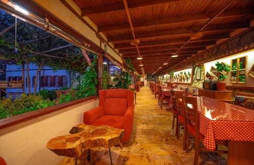 Safranbolu City Center Hotel | Cesmeli Konak Garden
