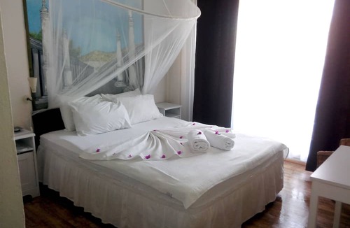 Selcuk Hotel | Urkmez Hotel