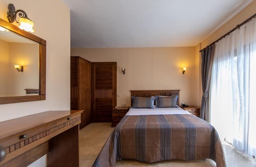 Yaliciftlik Hotel | Ipek Garden Palace Residence - Boutique Class