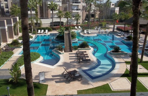 Sorgun Mahallesi Apartment | TROPICAL GARDENS 2 BED 2ND FLOOR HOME