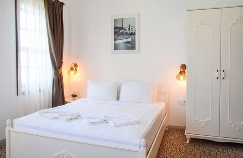 Ayvalik City Center Hotel | Kanelo Otel