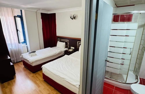 Kumkapi Hotel | Red White Hotel