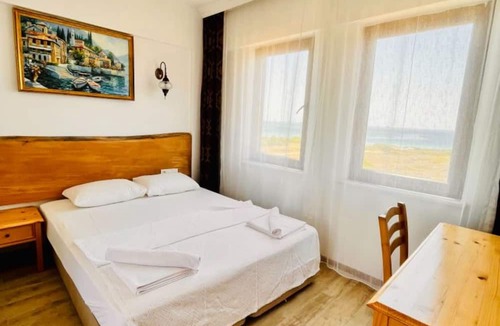 Bozcaada Hotel | Sukha Inn Otel & Beach
