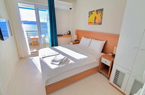 Foca Hotel | Midilli Konak