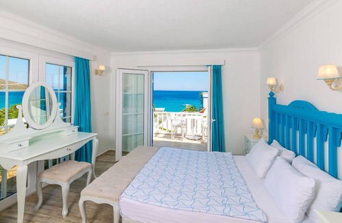 Palamutbuku Hotel | Hotel Mavi Beyaz