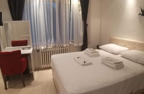 Adalar Hotel | Gorkemli Hotel