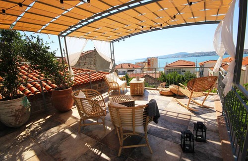 Ayvalik City Center Hotel | Lunaria Guest House