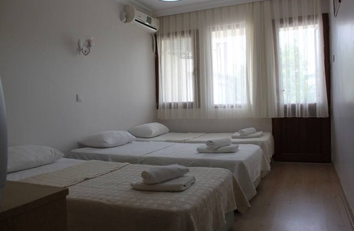 Altınova Hotel | Altin Otel