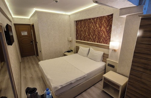 Kusadasi City Centre Hotel | Best Smyrna Hotel