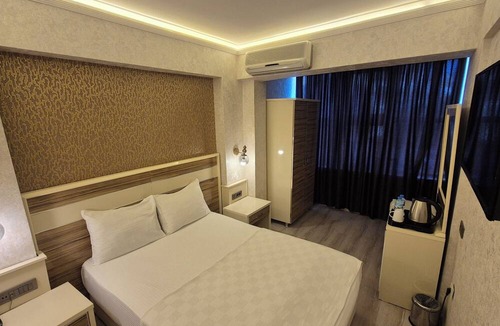 Kusadasi City Centre Hotel | Best Smyrna Hotel