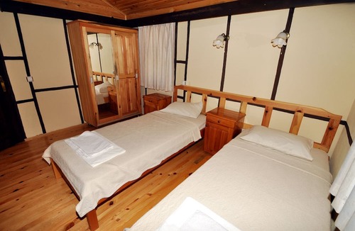 Yaniklar Hotel | Kerpic Evler
