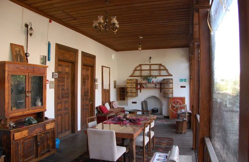 Birgi Hotel | Birgi Hotel Saliha Hanim Tas Konak