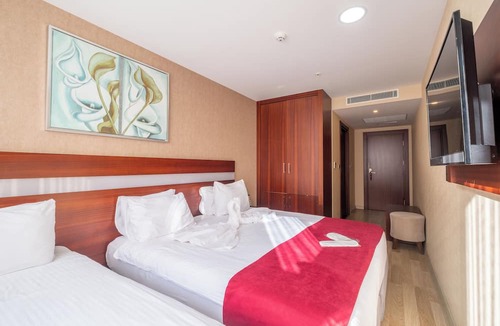 Harbiye Hotel | Park By Clover