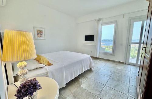 Bozcaada Hotel | Aika Akvaryum