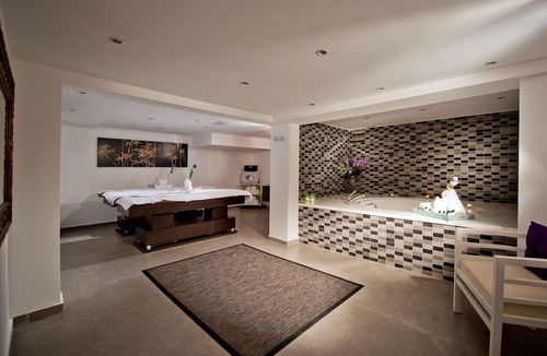Bodrum City Center Hotel | Ramada Resort by Wyndham Bodrum