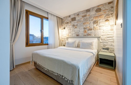 Foca Hotel | Hanedan Otel