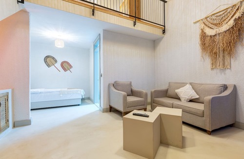 Foca Hotel | Navalia Otel