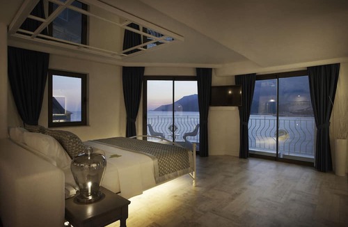 Kas Hotel | Alley Prime