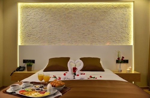 Uzungol Hotel | Inanlar Deluxe Hotel & Bungalow