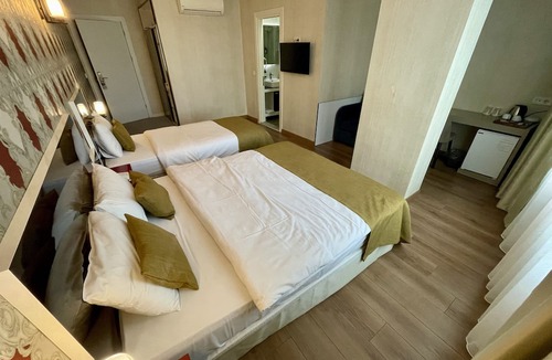 Umraniye Hotel | Era Palace Hotel