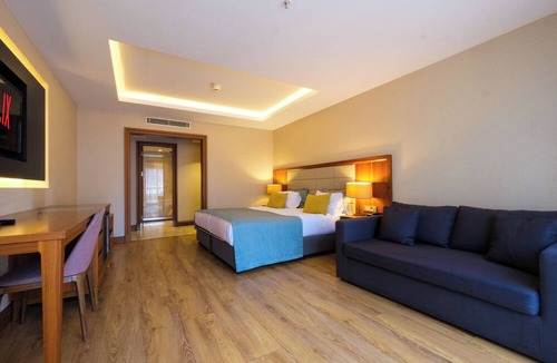 Harbiye Hotel | Endless Art Hotel