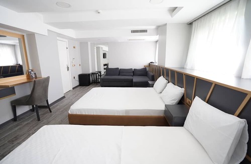 Mecidiyekoy Hotel | Time Hotel Mecidiyekoy